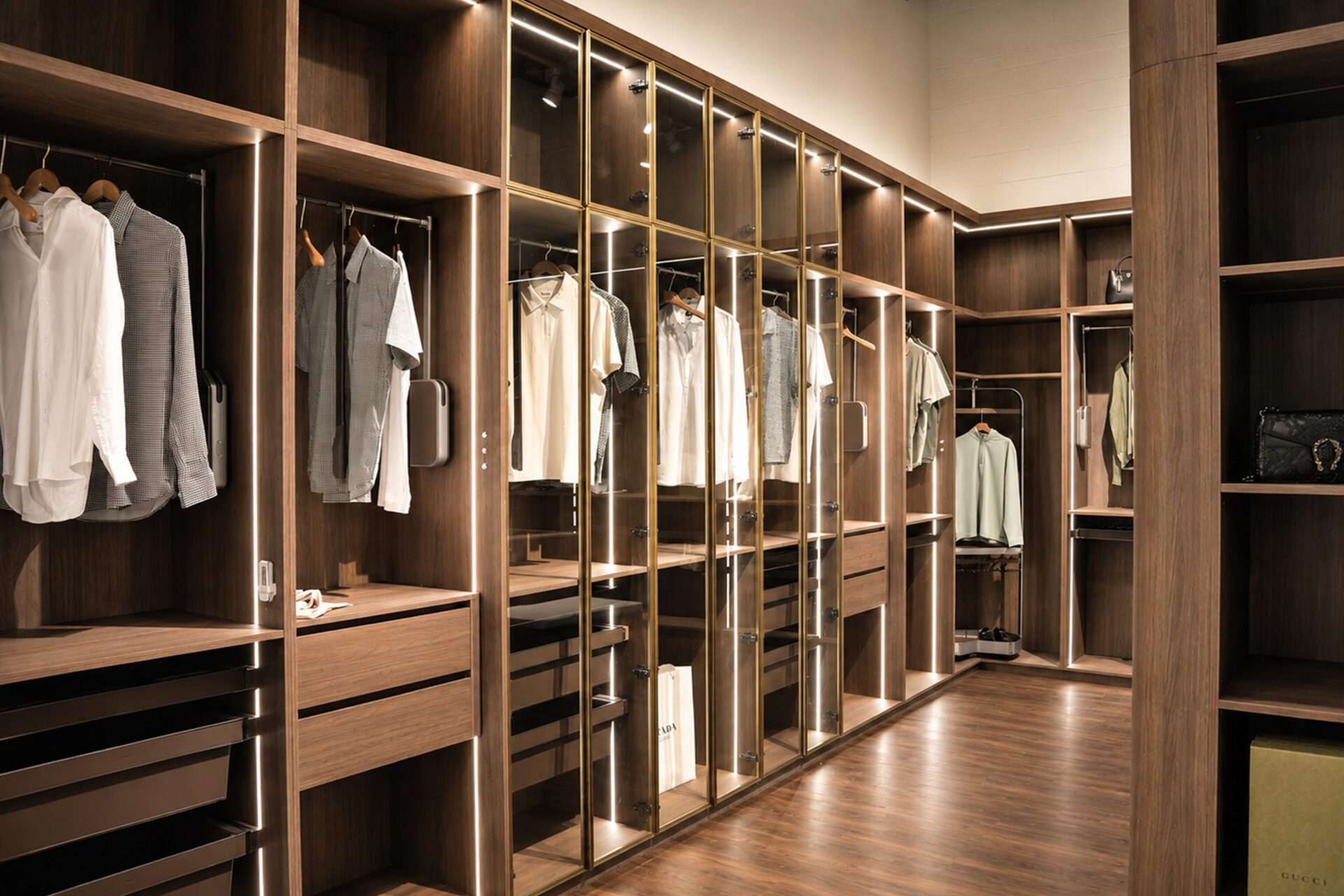 Korner Closet Interior