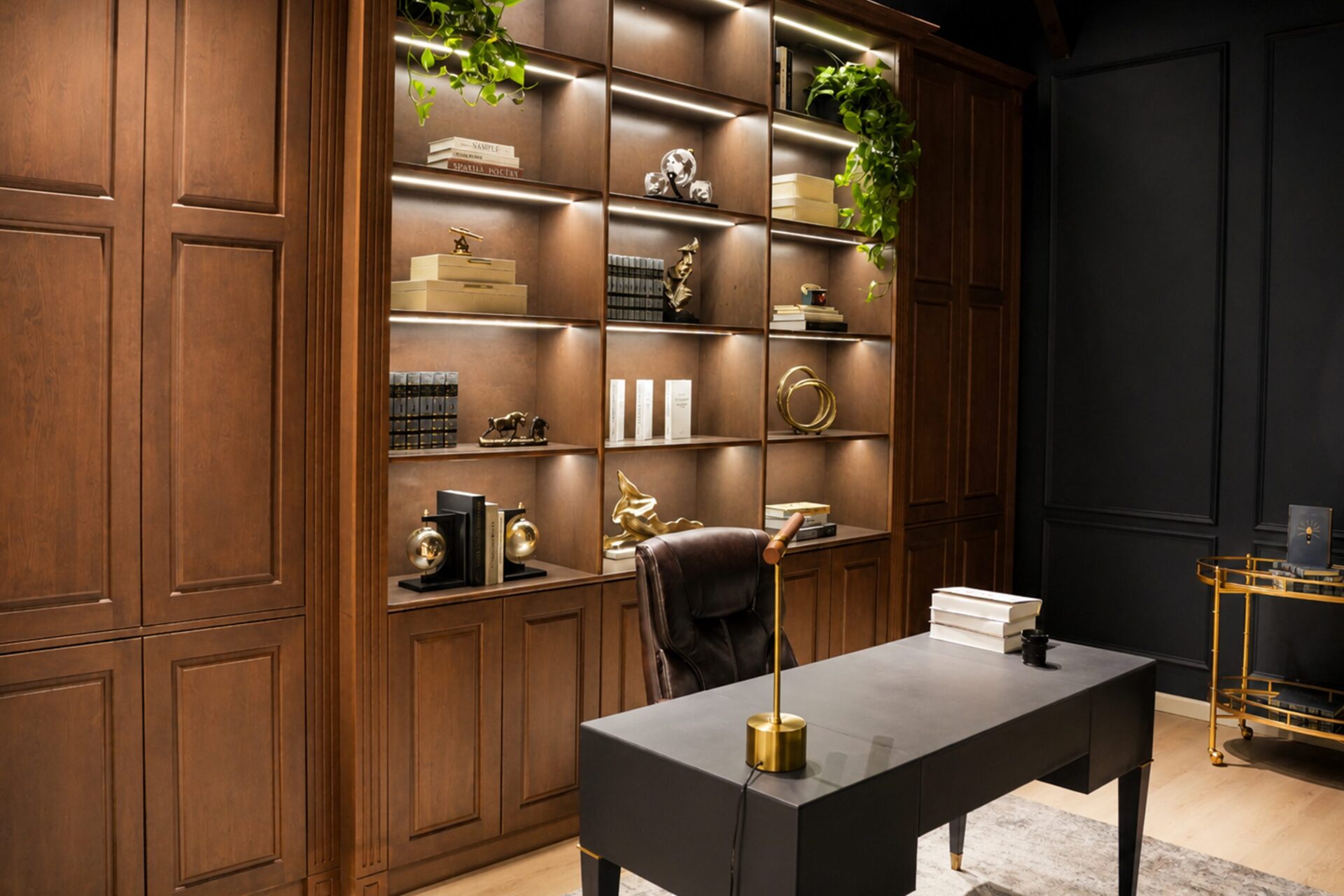 Korner Closet Interior